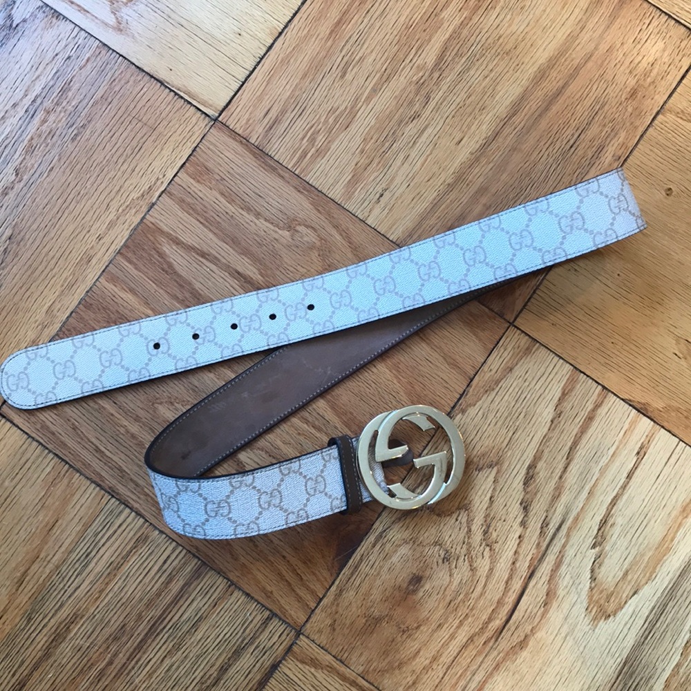 Gucci Belt brown on white